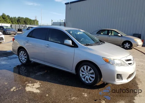 2012 Toyota Corolla Base z USA, uszkodzony, nr VIN 2T1BU4EE6CC896436